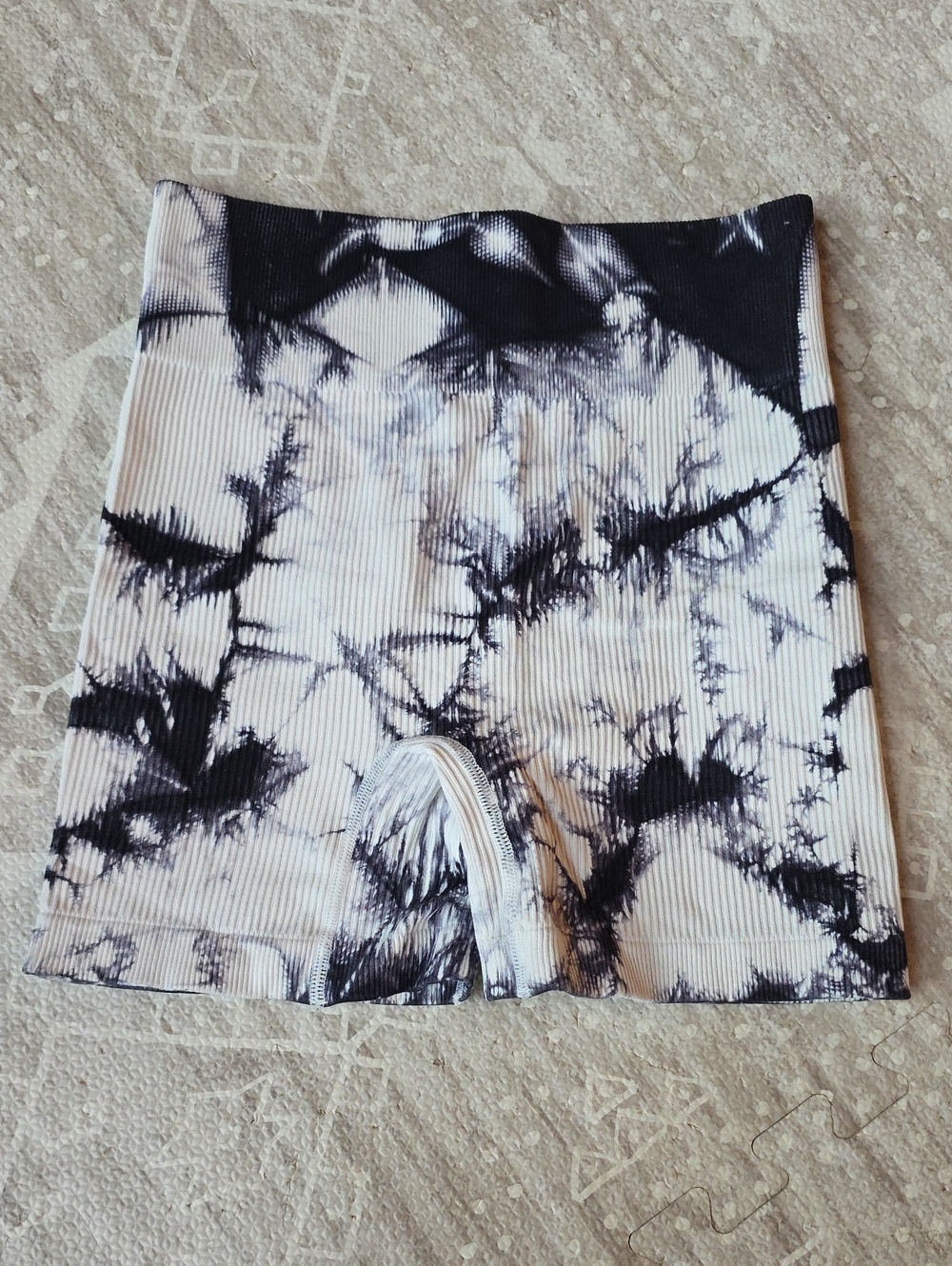 Tie-Dye Ribbed High-Waist Women’s Athletic Shorts